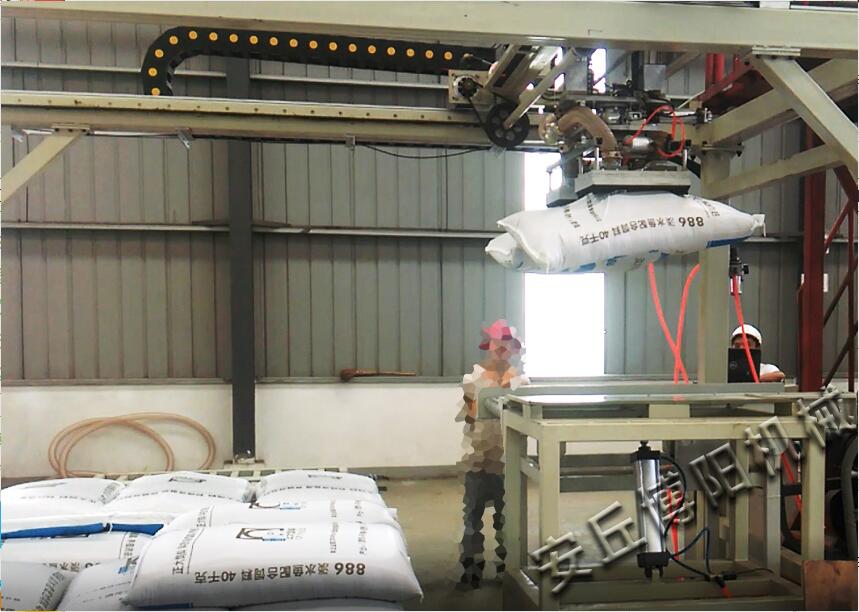 粉料自動拆垛機(jī)助力企業(yè)自動化