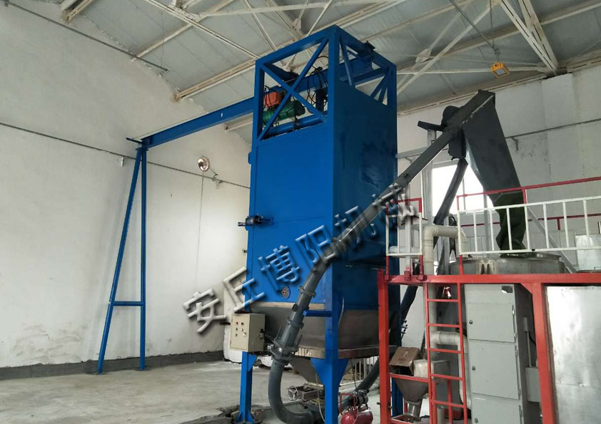 粉體噸袋拆包機的特點是什么？