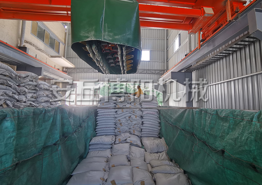 安丘博陽機(jī)械生產(chǎn)的化肥全自動(dòng)裝車機(jī)的優(yōu)勢是什么？