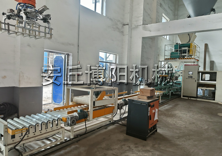 碳酸氫銨全自動(dòng)包裝機(jī)有什么性能特點(diǎn)呢？