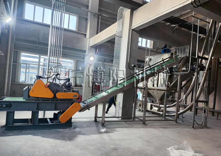 石墨粉自動(dòng)拆包機(jī)的工作流程和產(chǎn)品優(yōu)勢是什么？